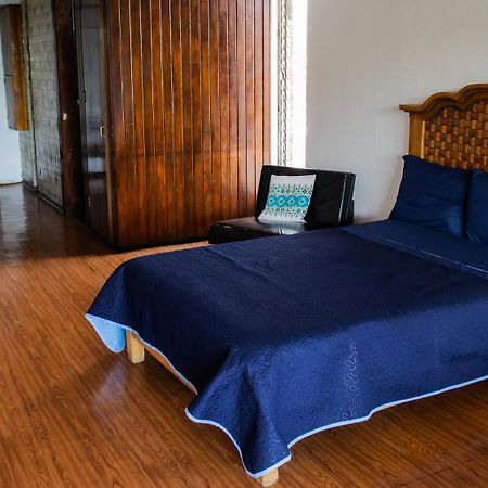 Suites Las Plazas Cuernavaca Exteriör bild