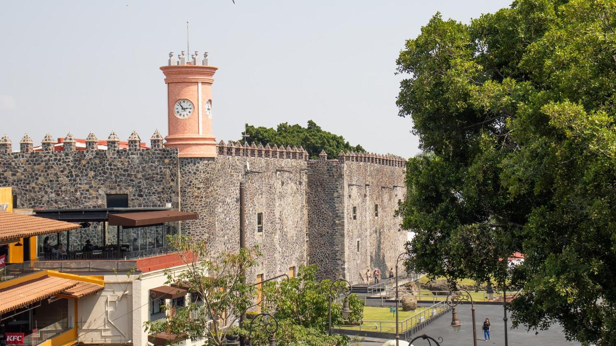 Suites Las Plazas Cuernavaca Exteriör bild